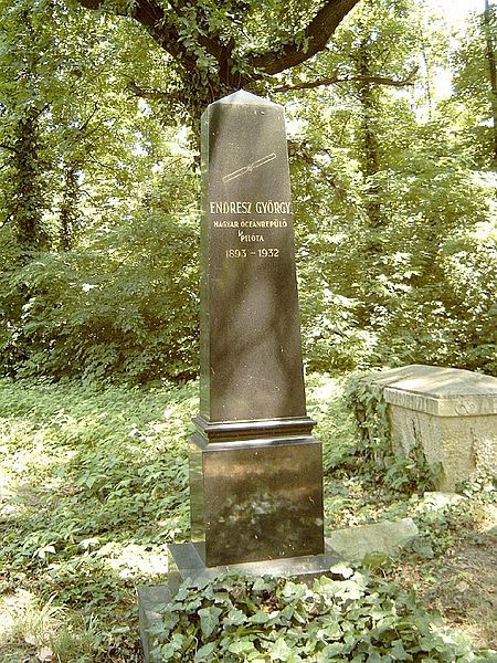 Endresz György sírja a Kerepesi temetőben