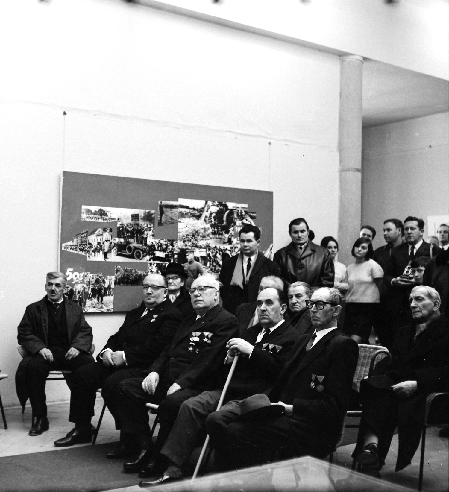 Tanacskoztarsasag emlekkiallitas_1969_Korniss montazs